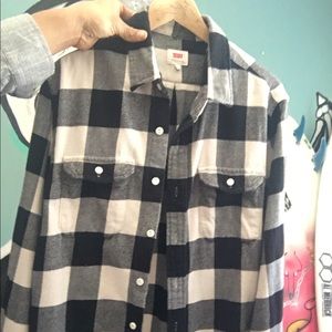Levi’s flannel